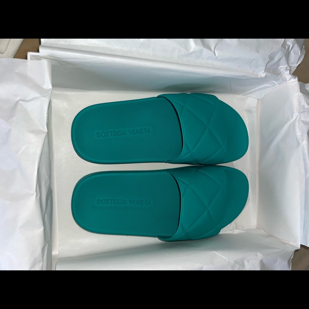 Bottega Veneta Slides